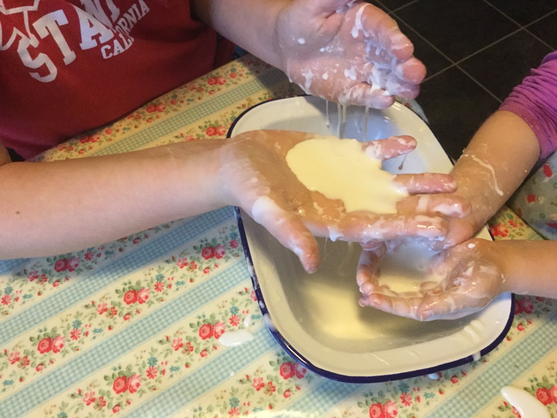 C0524EAD-406F-47E0-B9B5-4D97C7C35E2E